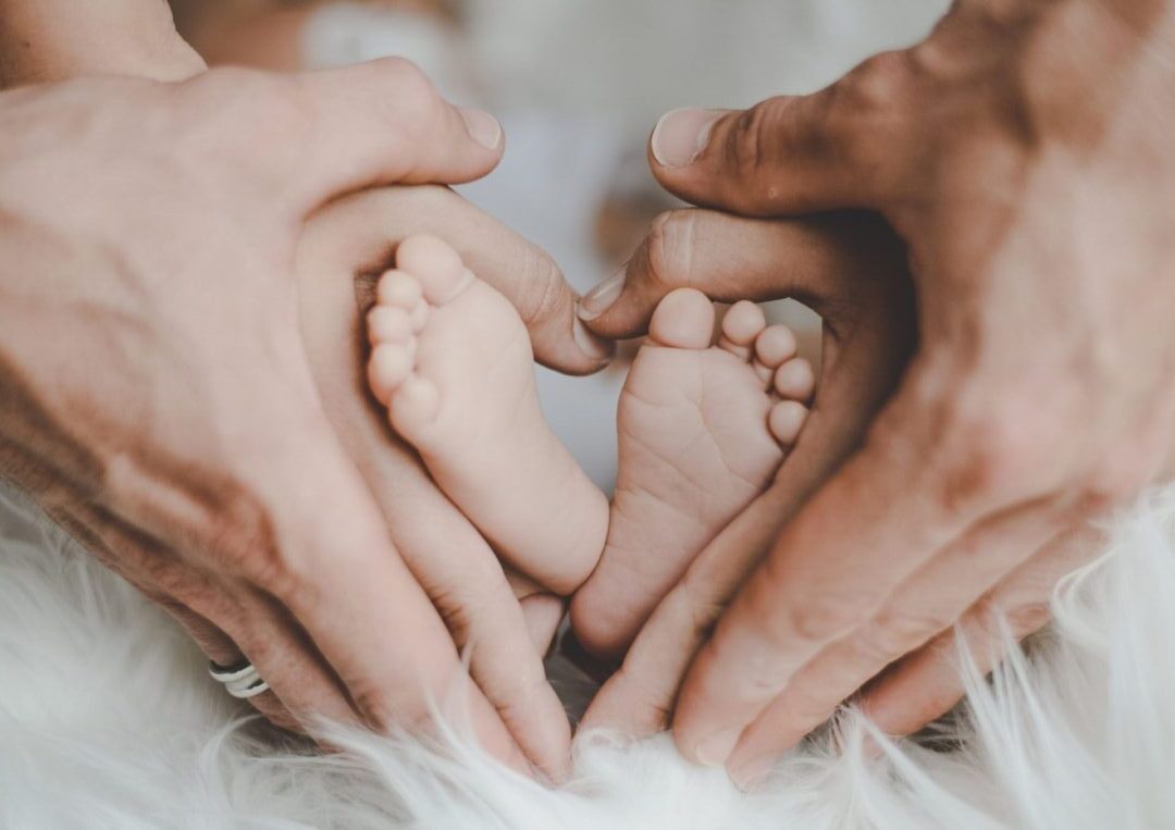 68e717c69b4e3_hands and feet.pdf